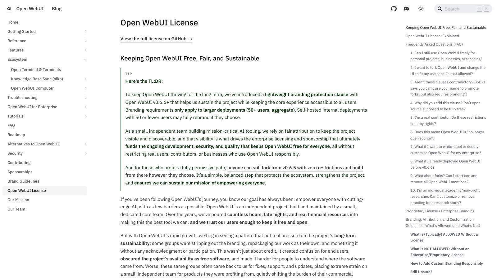 La page officielle « Open WebUI License » dans la documentation : la clause de marque s'applique depuis la v0.6.6, et les déploiements de 50 utilisateurs ou moins peuvent rebaptiser l'outil.