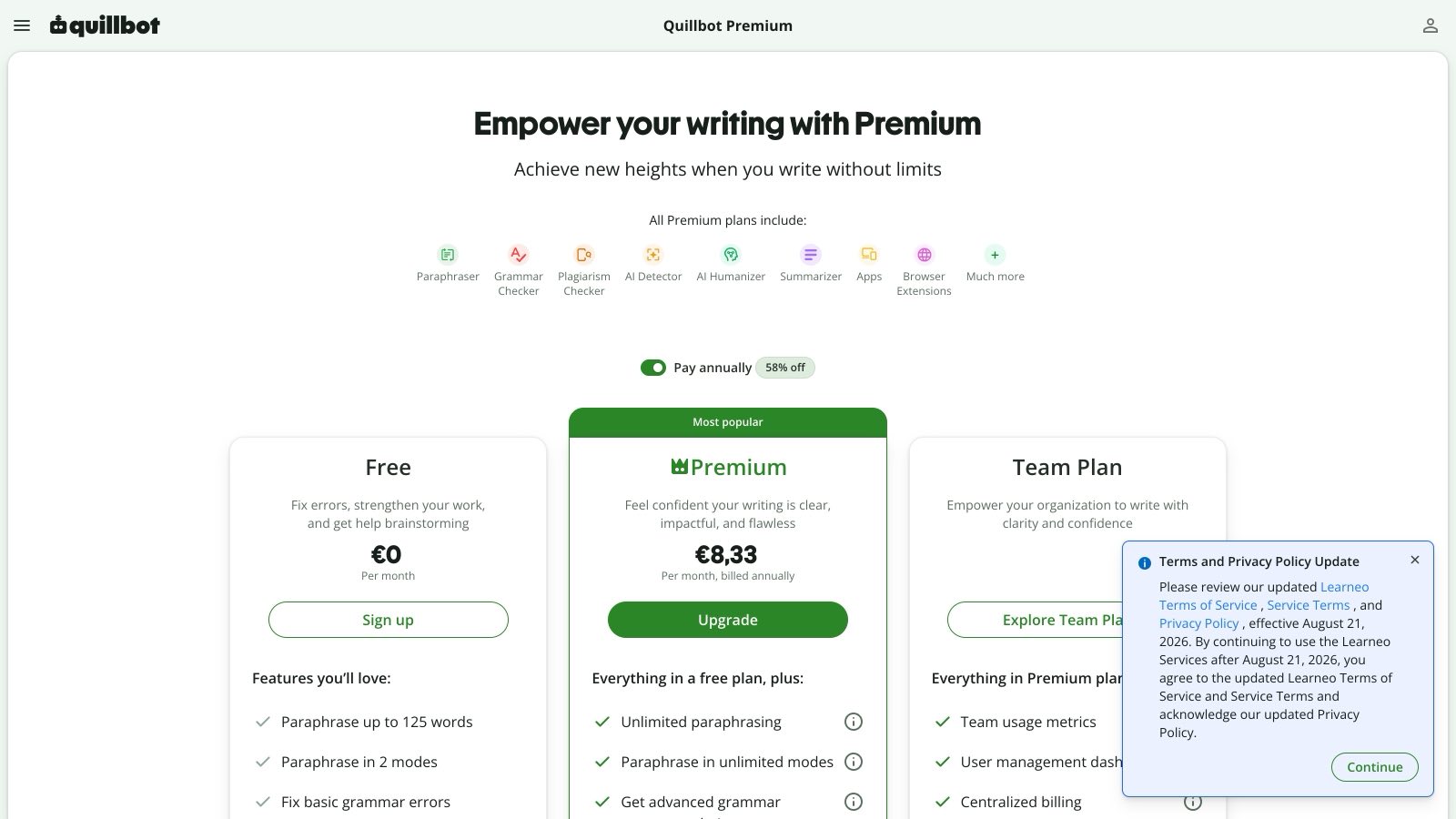 La page Premium de QuillBot : le prix mis en avant, 8,33 €, correspond à la mention « Per month, billed annually ».